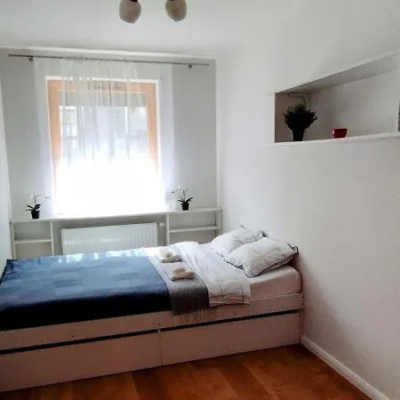 Apartament 4 Os Pomorzany Apartament *